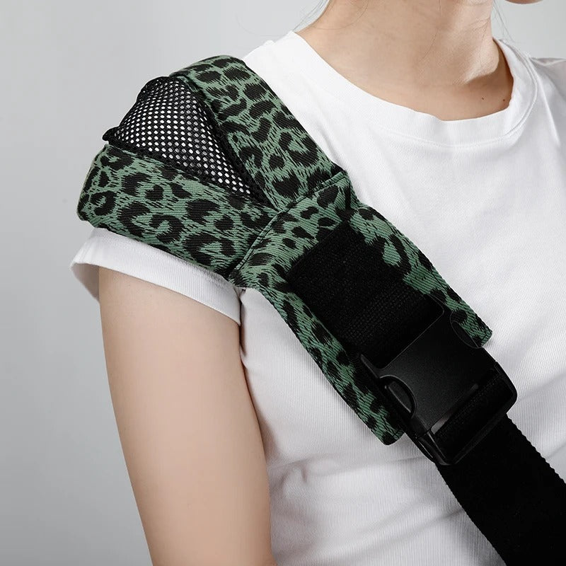 נשיאת תינוק בטיחותית בסגנון רטרו