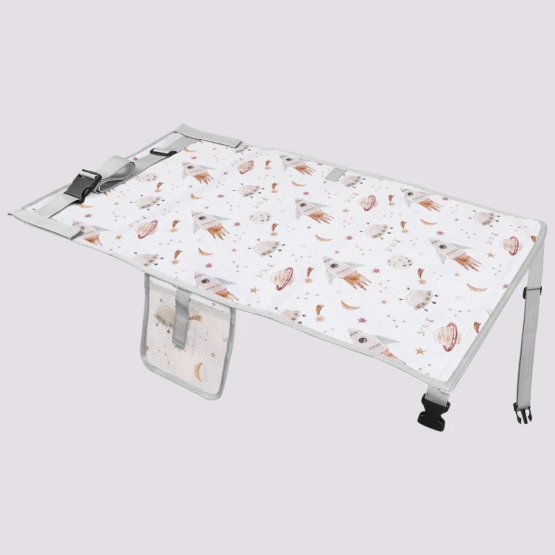 מיטת טיסה ניידת לתינוקות